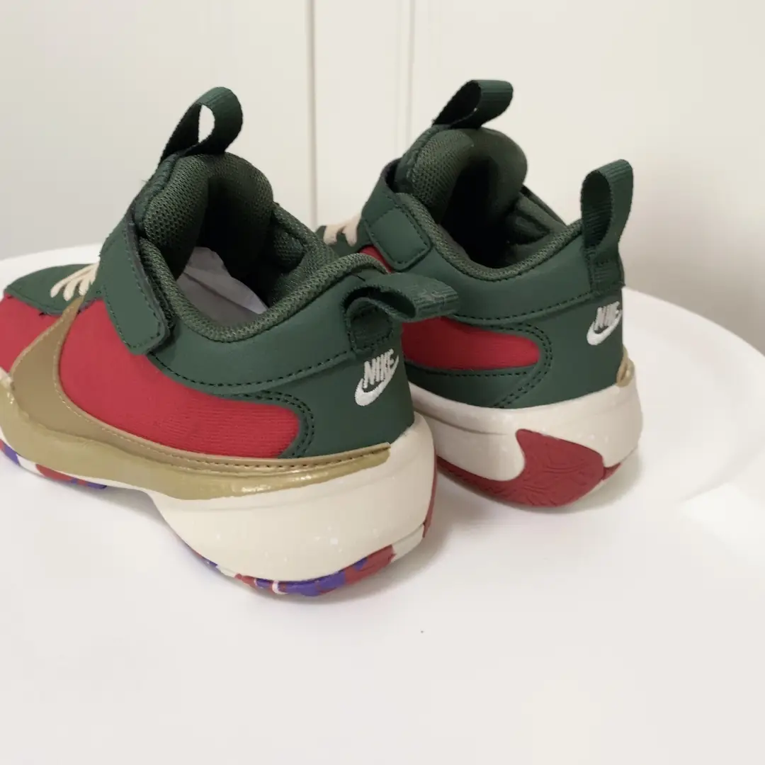 RR14 Nike FREAK5 Children's shoes  41$ gallery