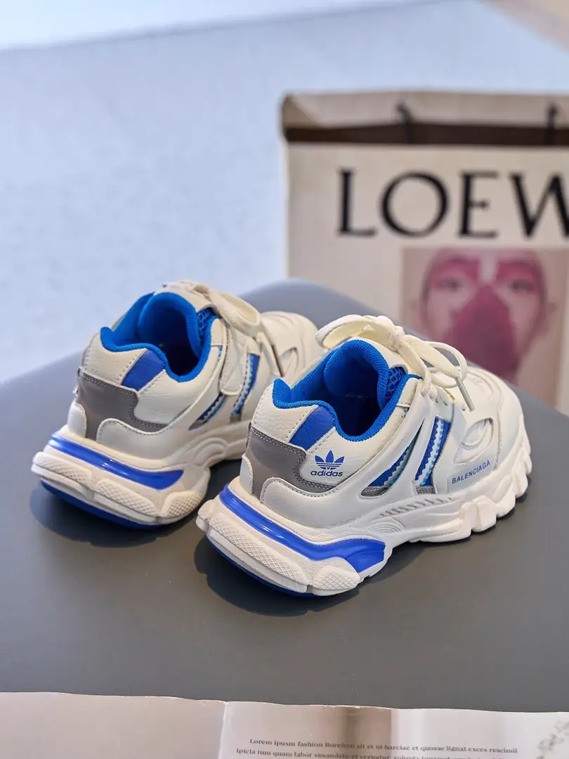 RR17 Adidas co-branded children's shoes 43$ gallery