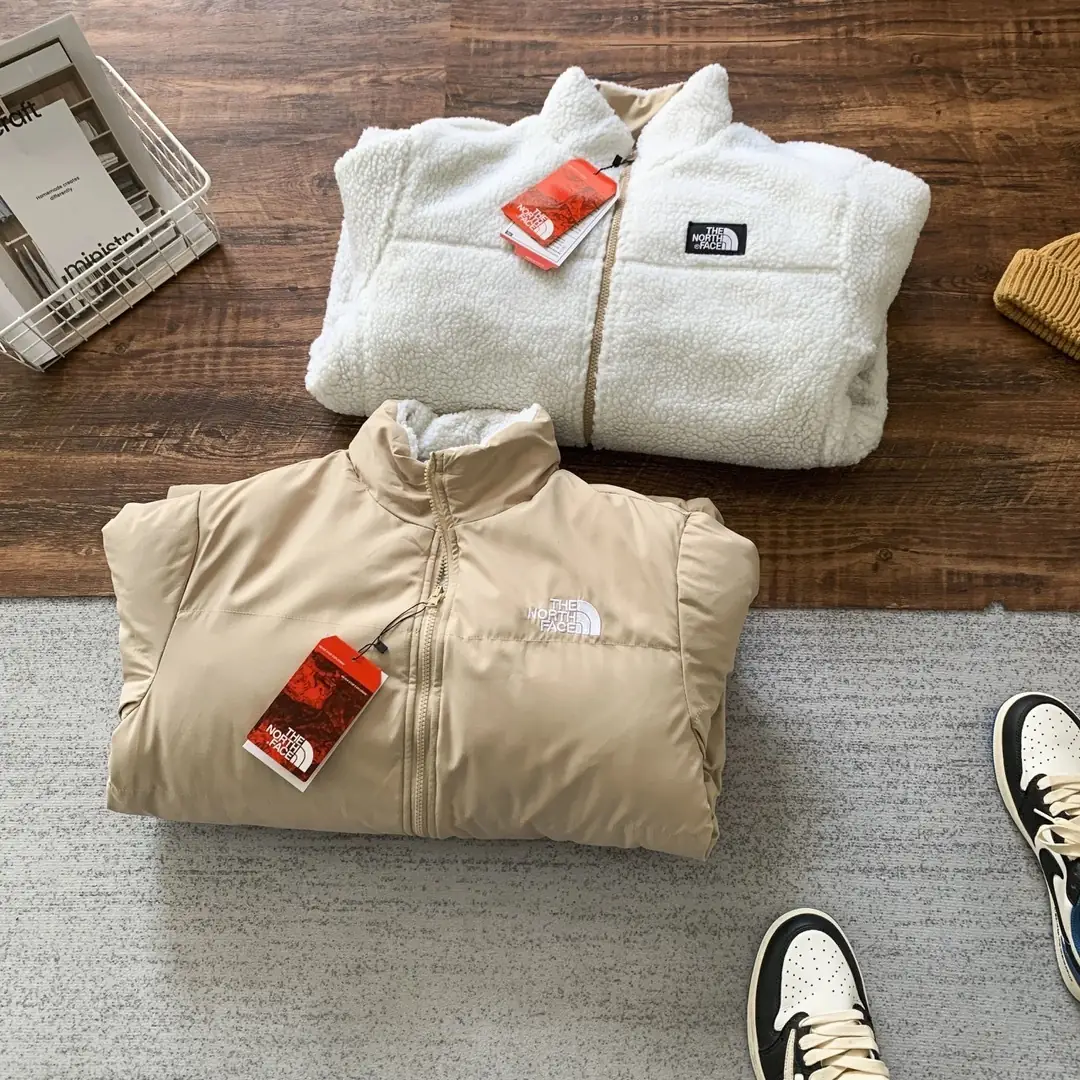 T01V The NORTH Face Double-sided down jacket 83$ gallery