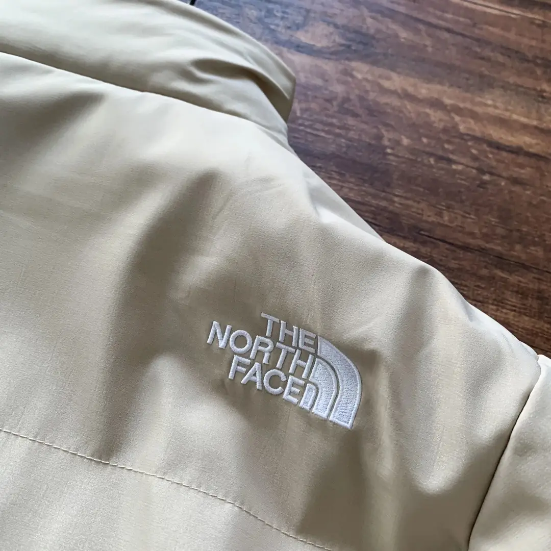 T01V The NORTH Face Double-sided down jacket 83$ gallery