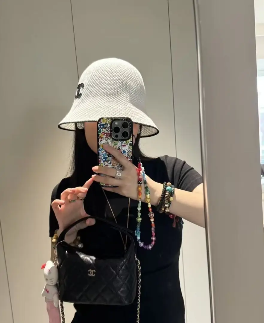 TEN9 Chanel 33$ gallery