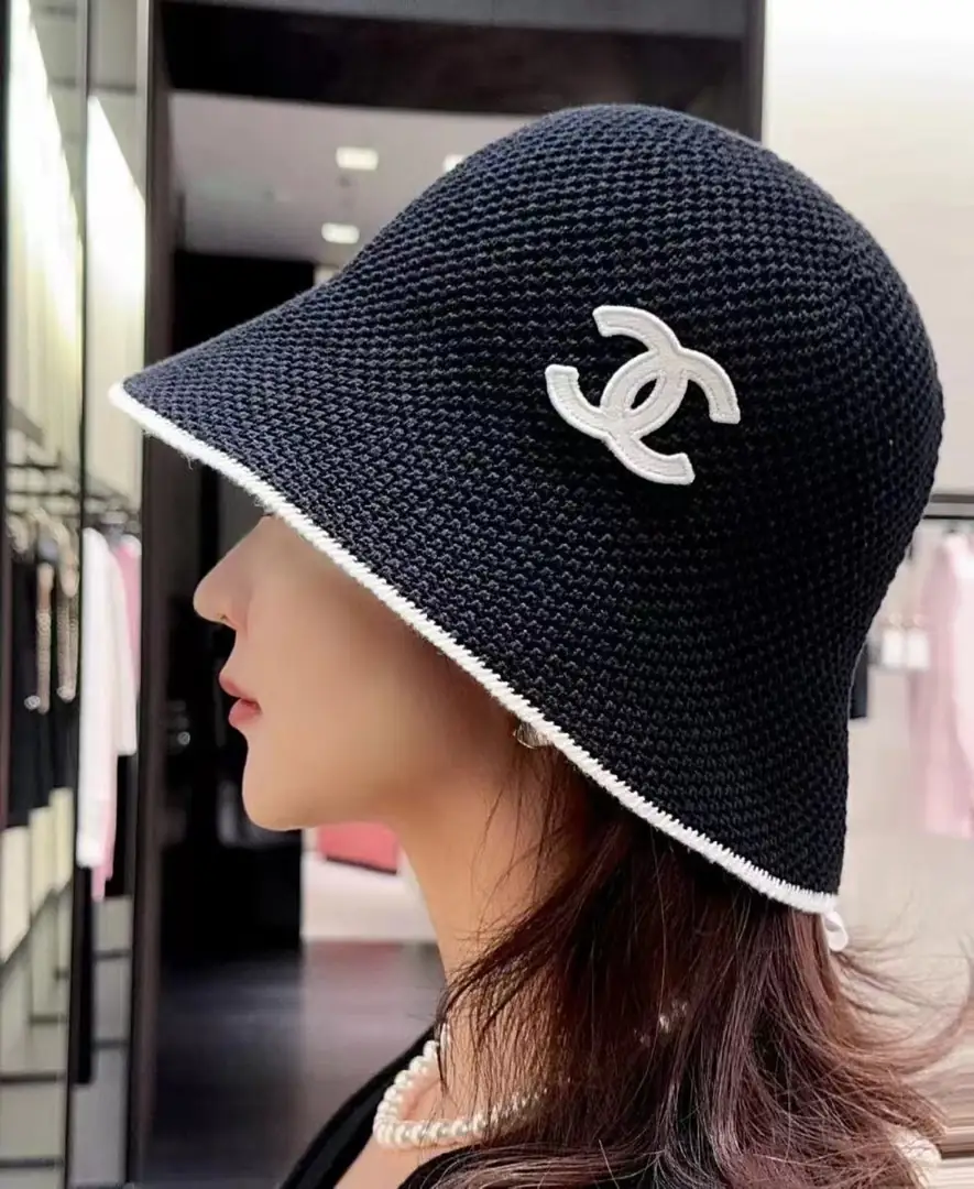 TEN9 Chanel 33$ gallery