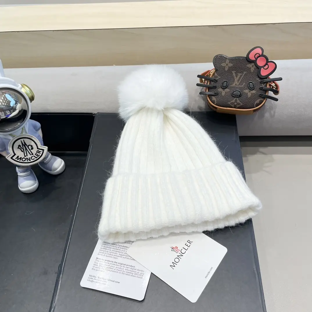 TV03 Moncler cashmere wool hat 30$ gallery