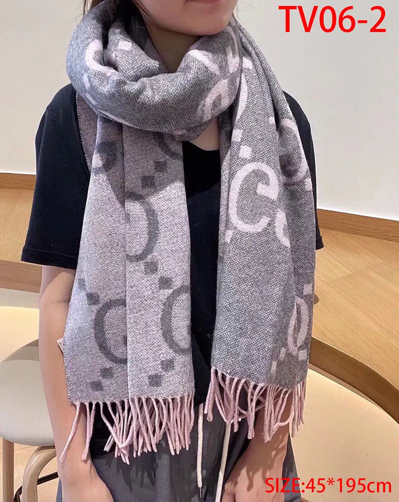 TV06 Gucci scarf 33$ gallery