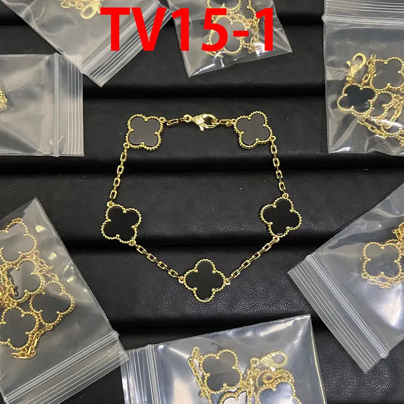 TV15 Van Cleef & Arpels Four-Leaf Clover Five-Flower Bracelet 30$ gallery