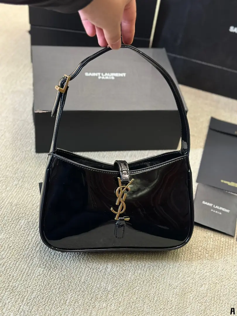 TV25 YSL Saint Laurent Underarm Bag 80$ gallery