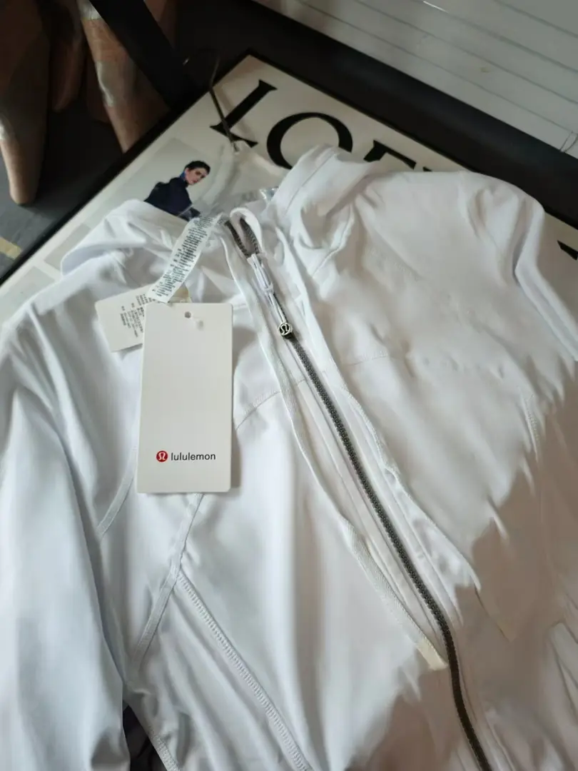 TV27 lululemon丨Define Women's Sports Hooded Yoga Jacket 55$ gallery