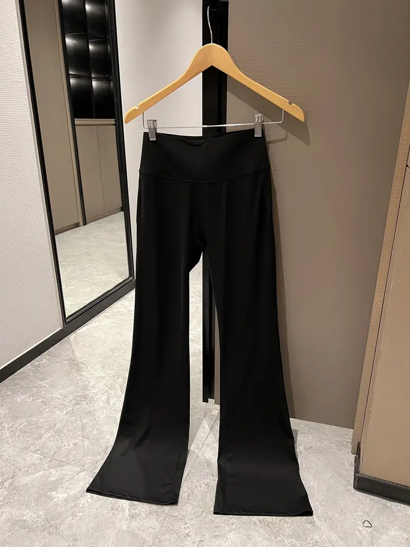 TV28 lululemon yoga jacket set (shirt + pants) 55$ gallery