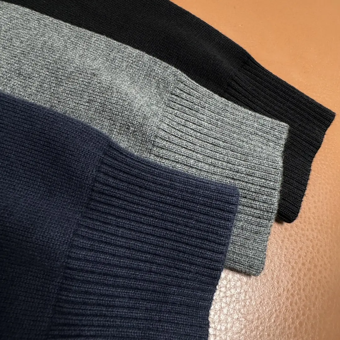 TV30 Ralph Lauren Zip-Up Sweater 40$ gallery