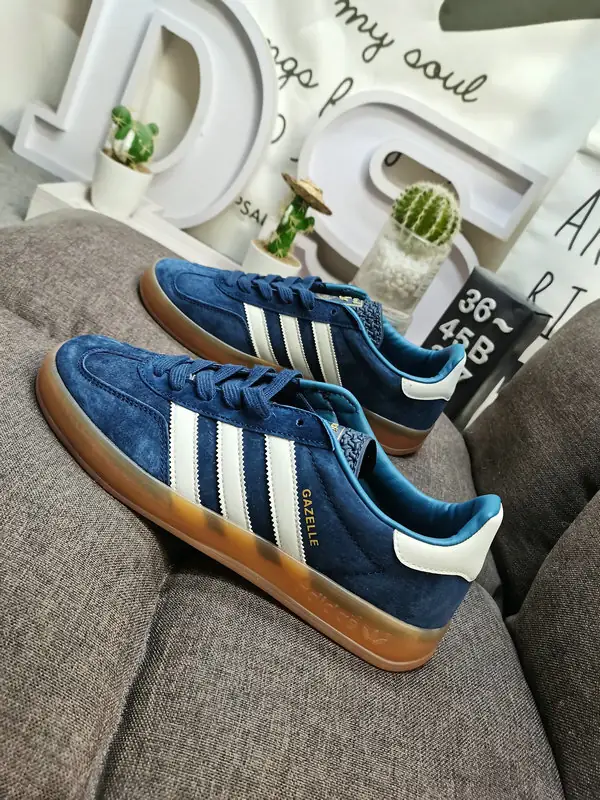 TV36 Adidas samba 52$ gallery