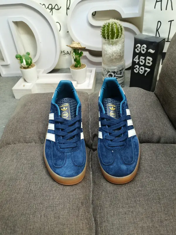 TV36 Adidas samba 52$ gallery