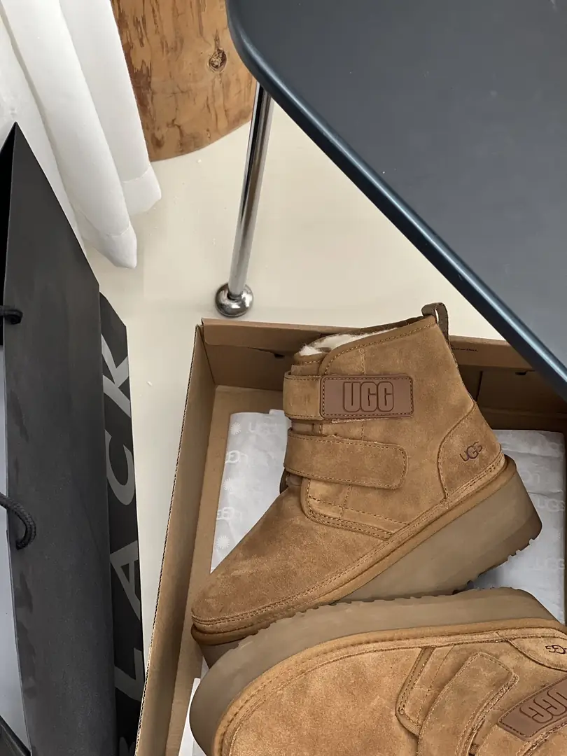TV37 UGG shoes 57$ gallery