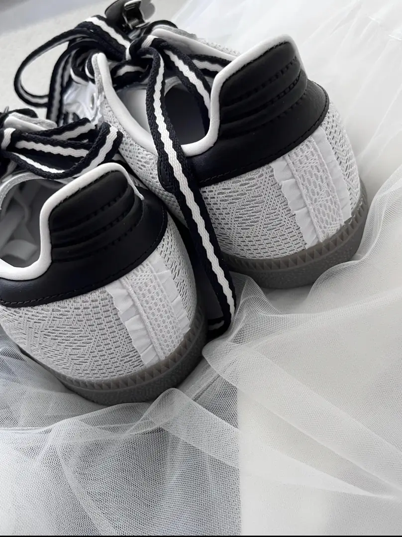 TV40  Adidas Shoes 57$ gallery