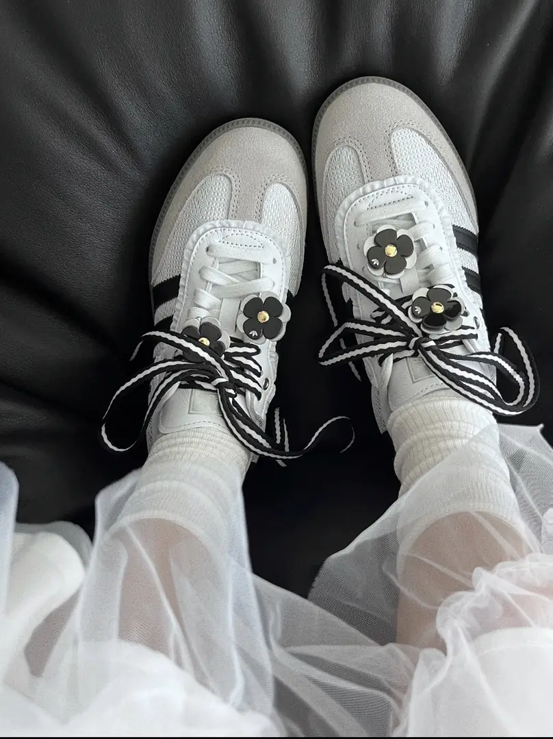 TV40  Adidas Shoes 57$ gallery