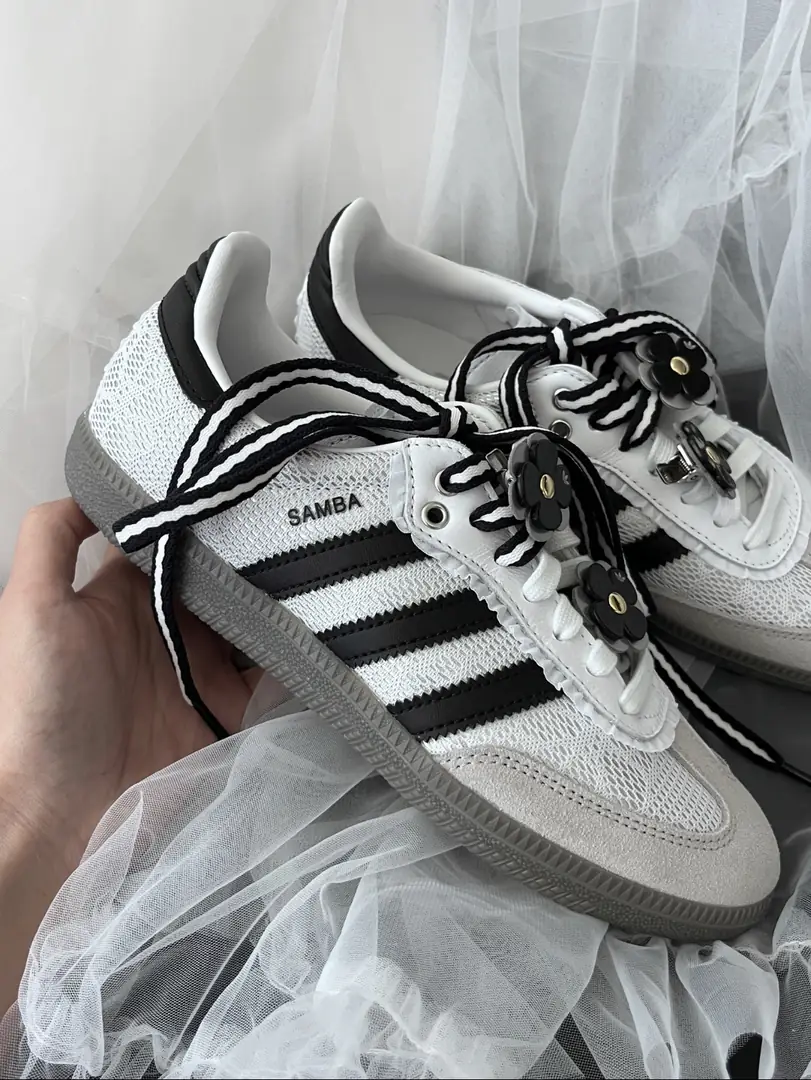 TV40  Adidas Shoes 57$ gallery