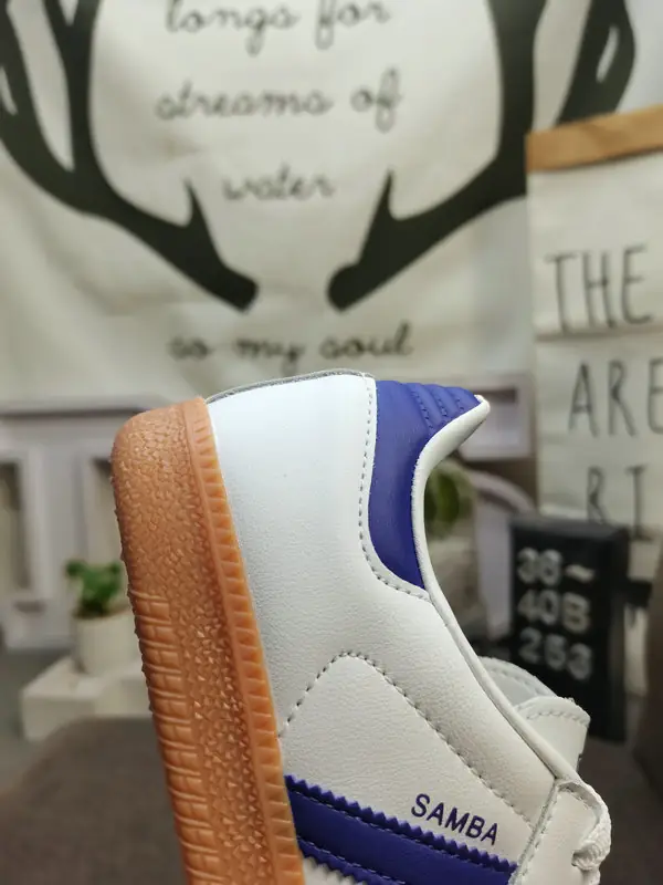 TV40  Adidas Shoes 57$ gallery