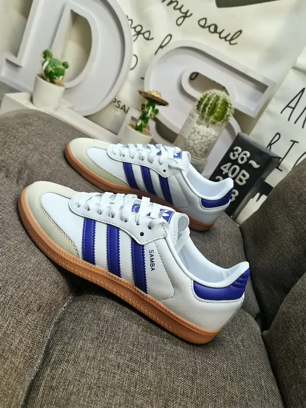 TV40  Adidas Shoes 57$ gallery