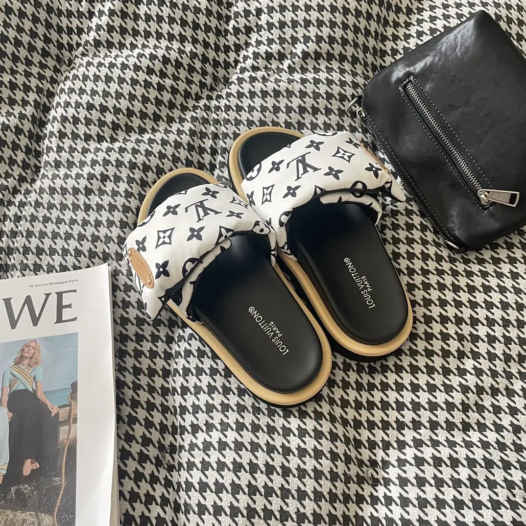 W6E7 Louis Vuitton  48$ gallery