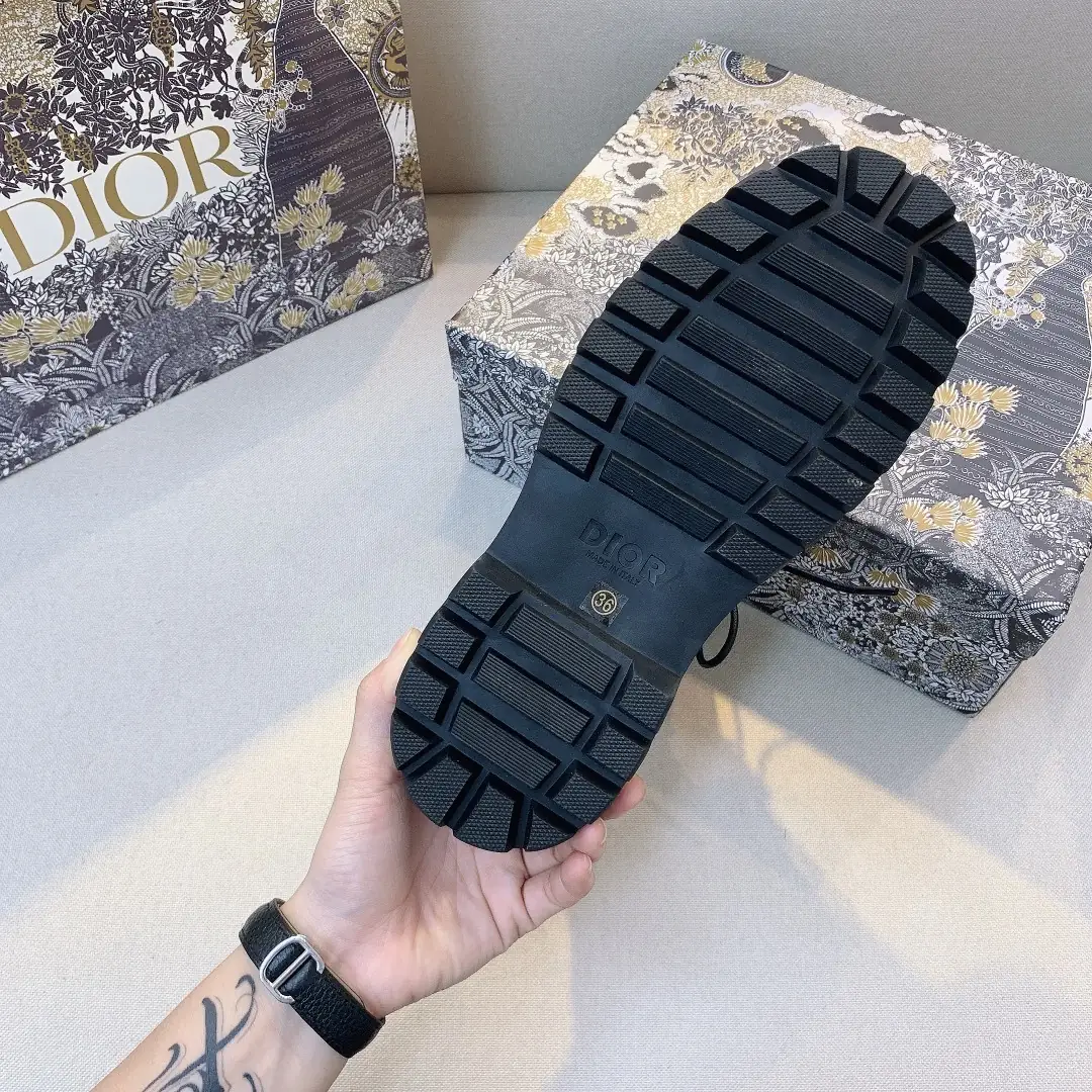 WJ05 Dior Homme Women's Martin Boots 55$ gallery