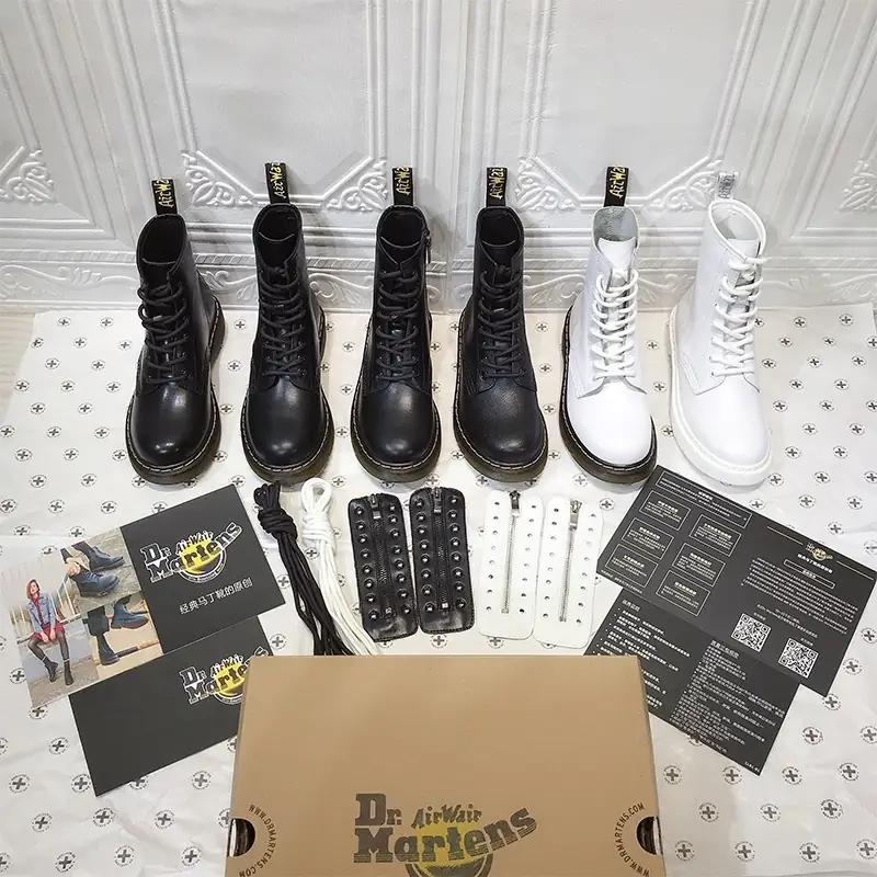 WJ10 DR.Martens 1460 series 52$ gallery