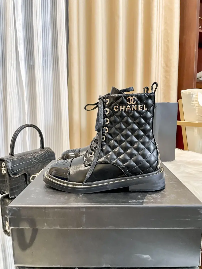 Y109C Chanel boots 65$ gallery