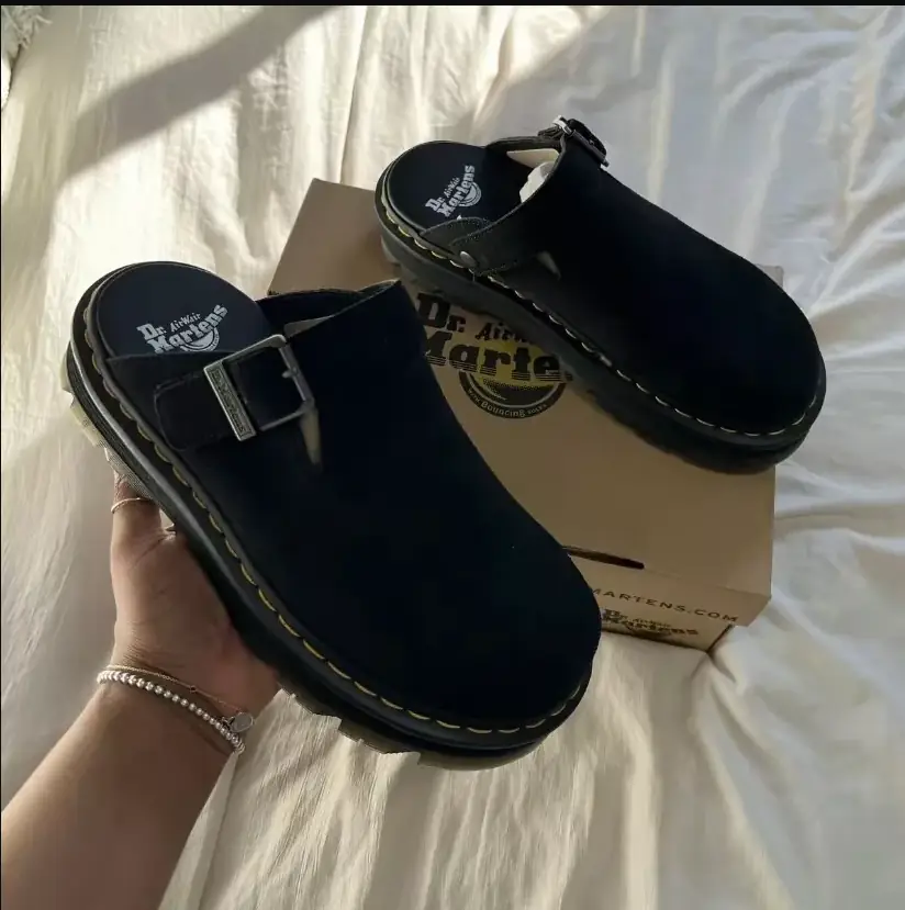 Y119D Dr.Martens 58.8$ gallery