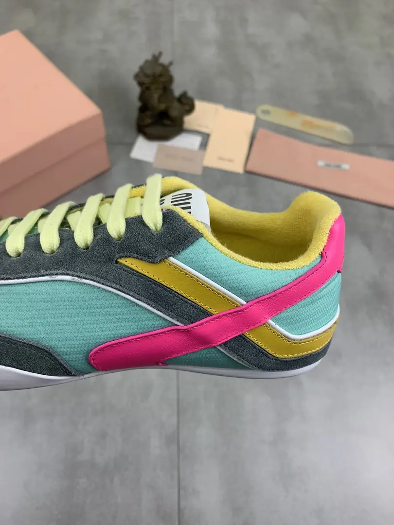 Y127M miumiu shoes 60$ gallery