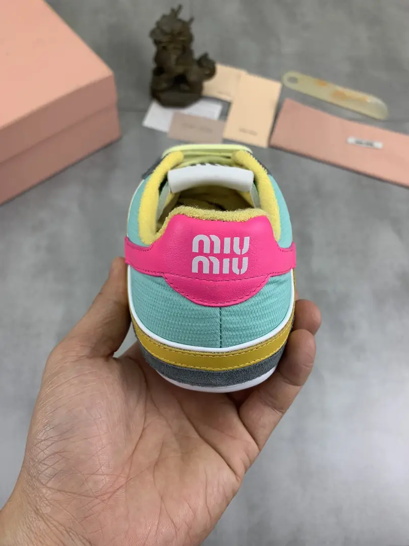 Y127M miumiu shoes 60$ gallery