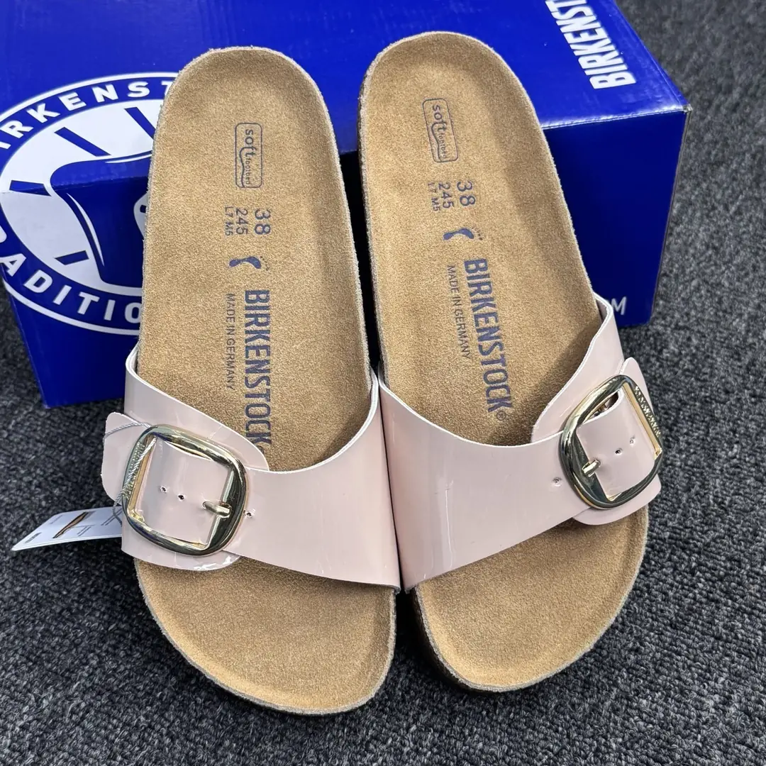 Y162B BIRKENSTOCK shoes 47$ gallery