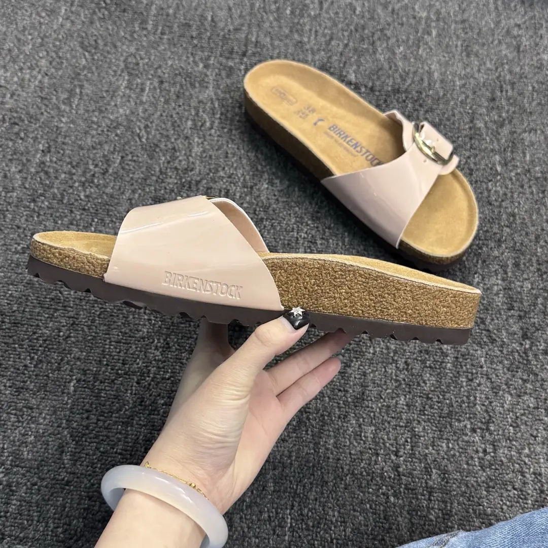 Y162B BIRKENSTOCK shoes 47$ gallery