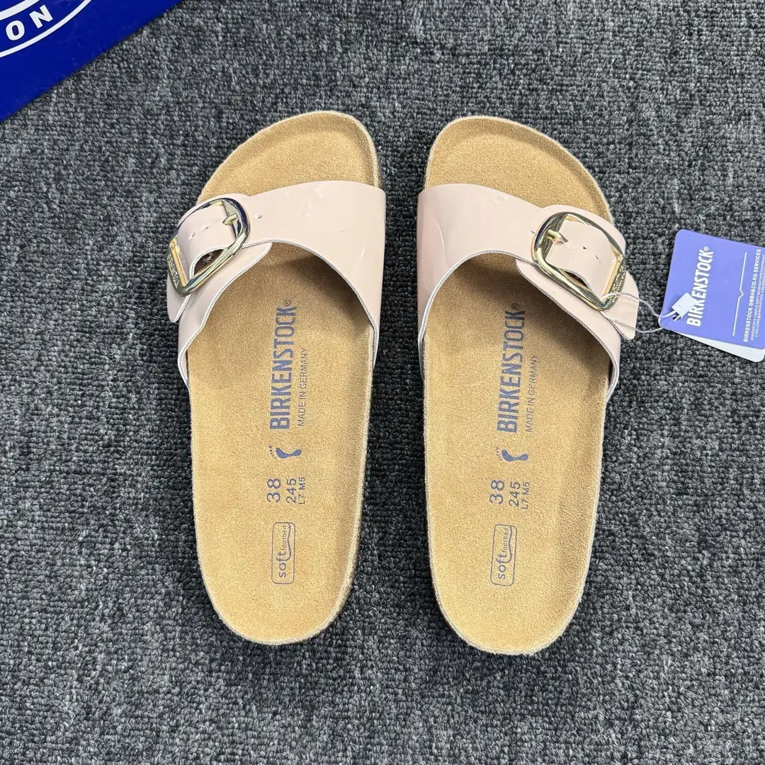 Y162B BIRKENSTOCK shoes 47$ gallery