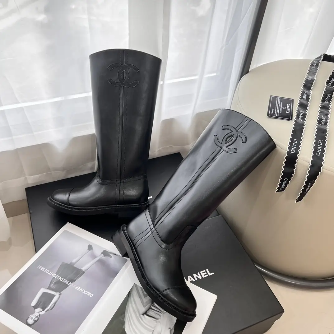 Y60C Chanel boots 58$ gallery