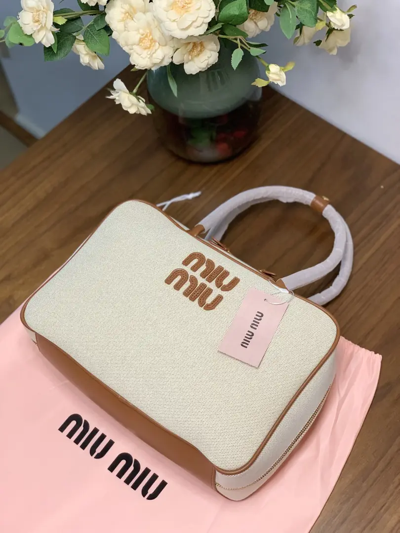 Y61M miumiu bag 53$ gallery