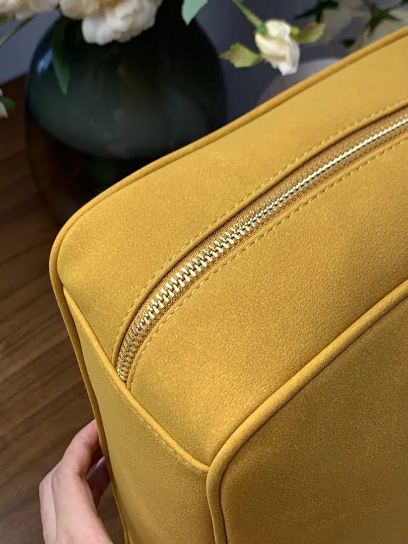 Y61M miumiu bag 53$ gallery