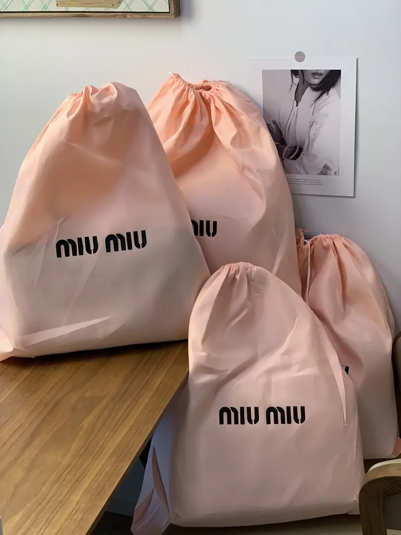 Y61M miumiu bag 53$ gallery
