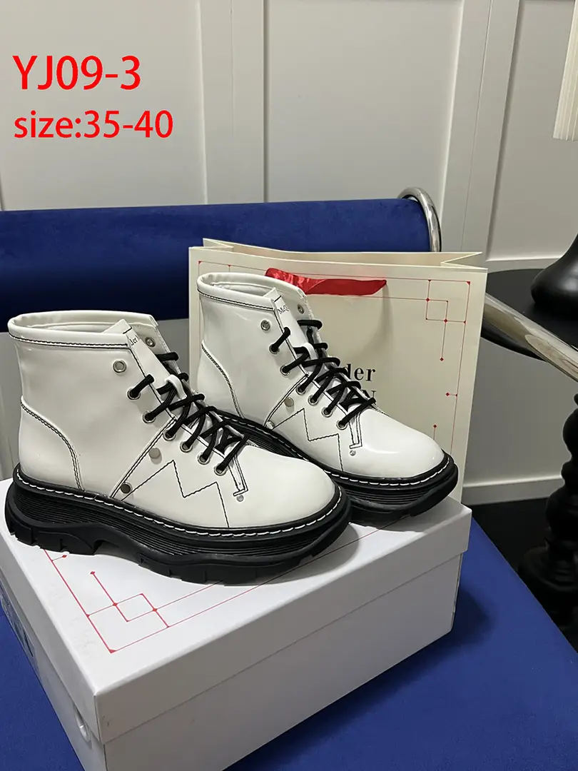 YJ09 Alexander mcqueen martin boots 65$ gallery