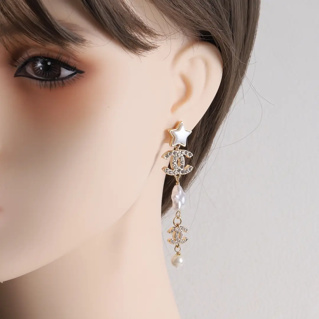 YM10 Chanel Earrings 40$ gallery