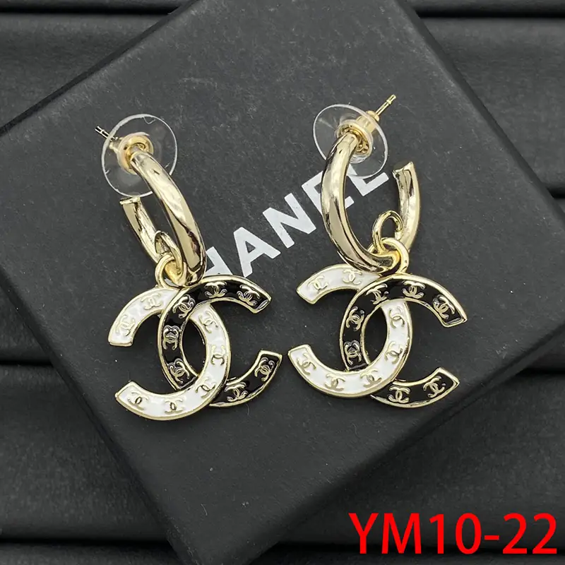 YM10 Chanel Earrings 40$ gallery