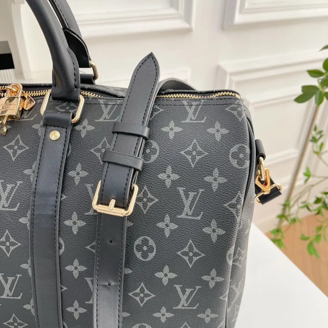 YM13 LV Bag 53$ gallery
