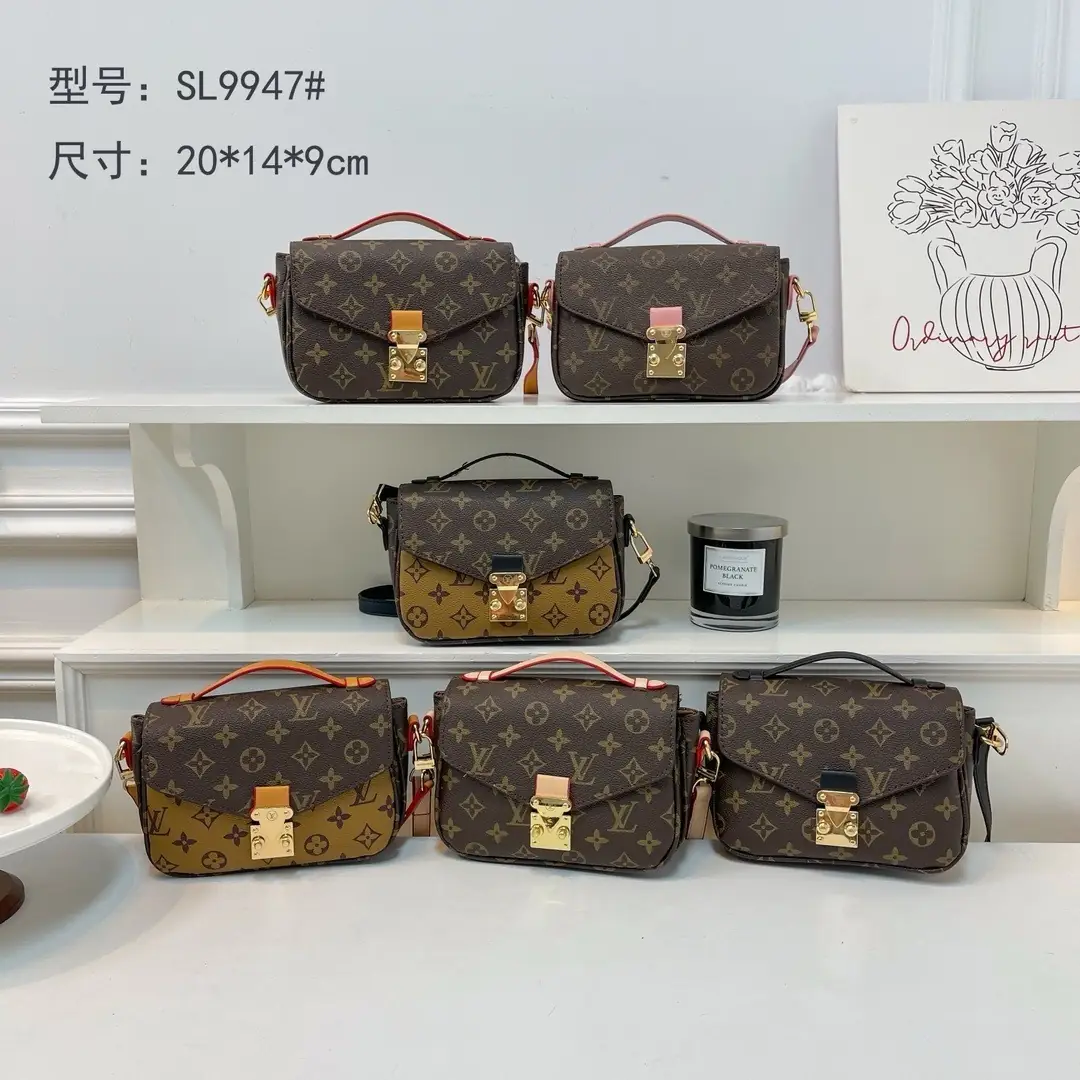 YM15 LV Bag 43$ gallery