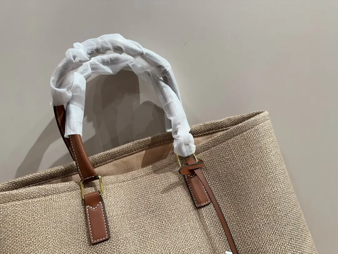 YM37 Chloe Top Canvas Bag 60$ gallery