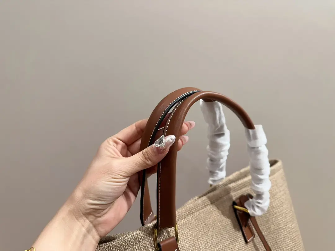 YM37 Chloe Top Canvas Bag 60$ gallery