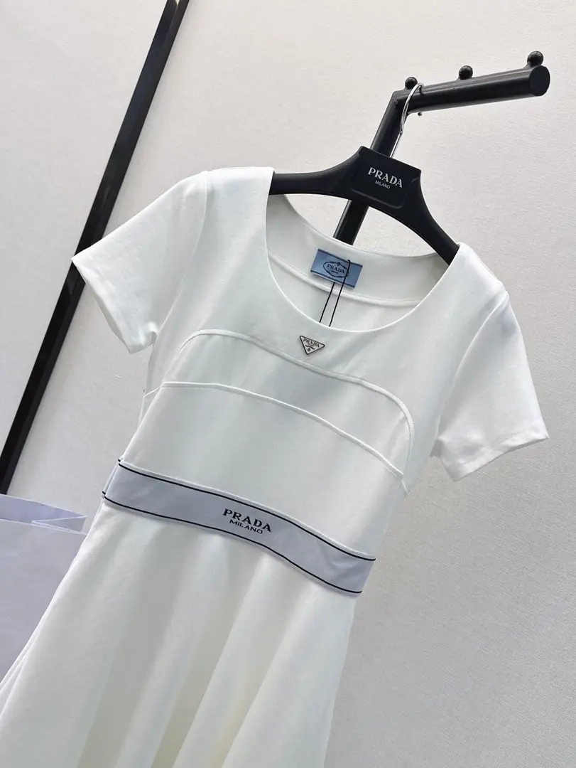 YM38 Prada dress clothing 50$ gallery