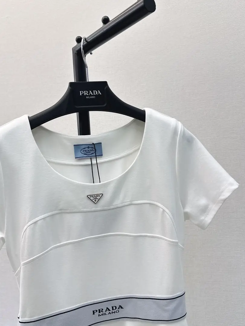 YM38 Prada dress clothing 50$ gallery
