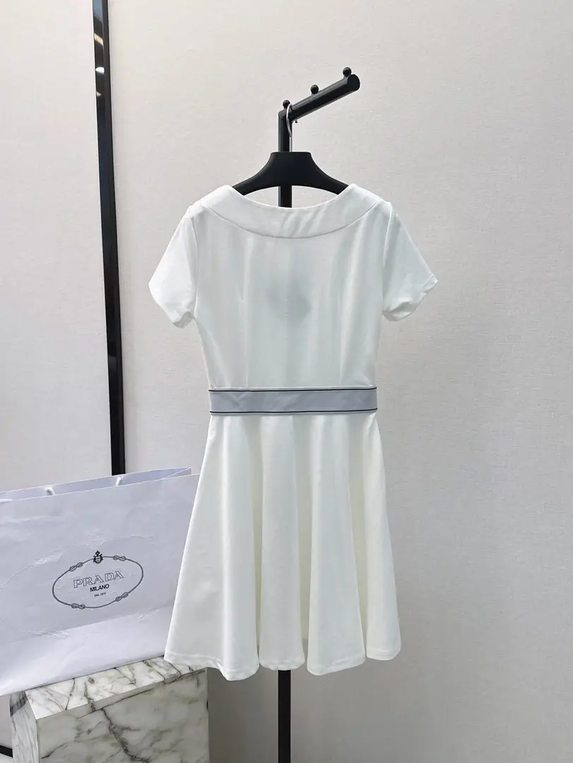 YM38 Prada dress clothing 50$ gallery