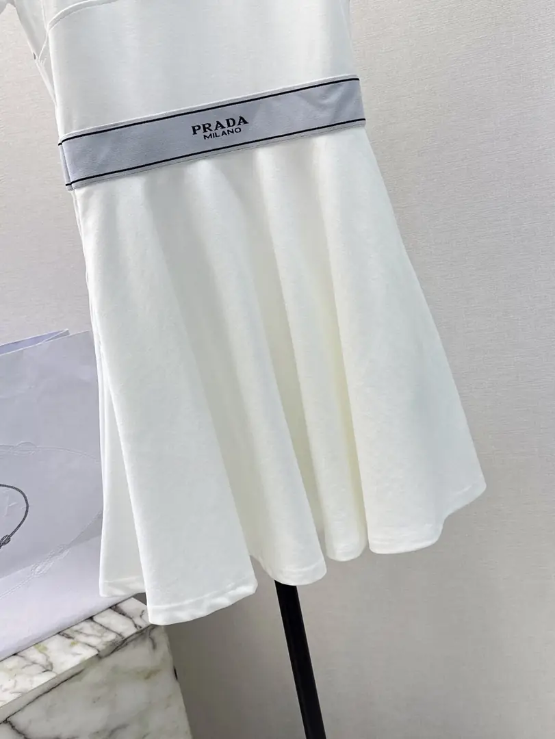 YM38 Prada dress clothing 50$ gallery