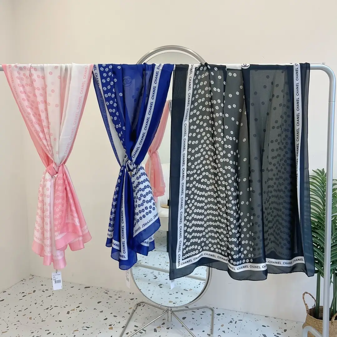 YM41 Chanel scarf 33$ gallery