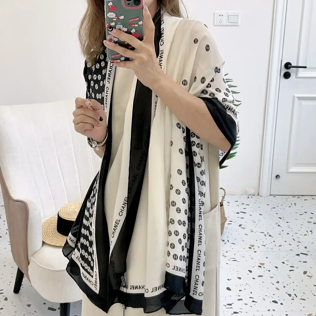 YM41 Chanel scarf 33$ gallery