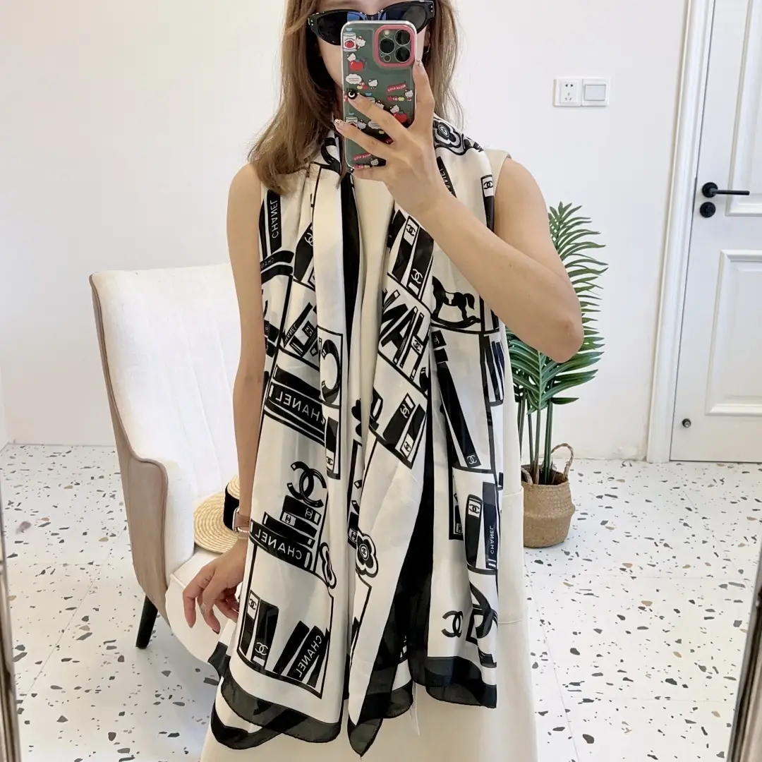 YM41 Chanel scarf 33$ gallery