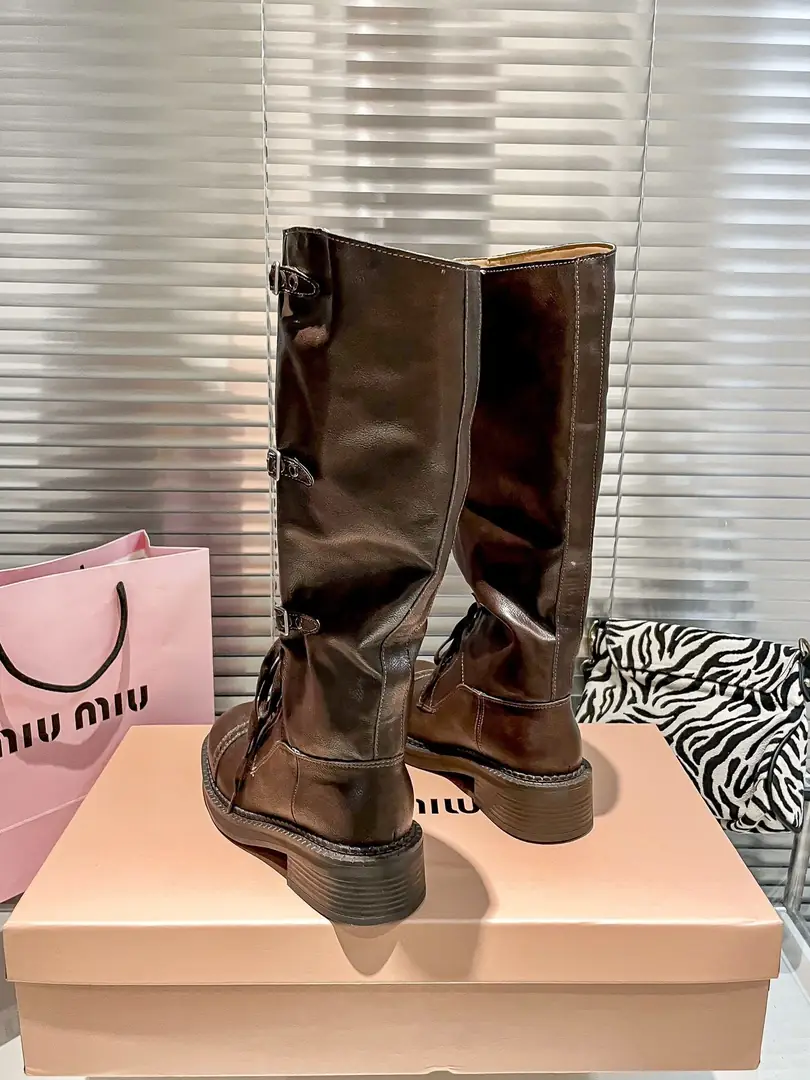 YM59  miumiu Boots 80$ gallery
